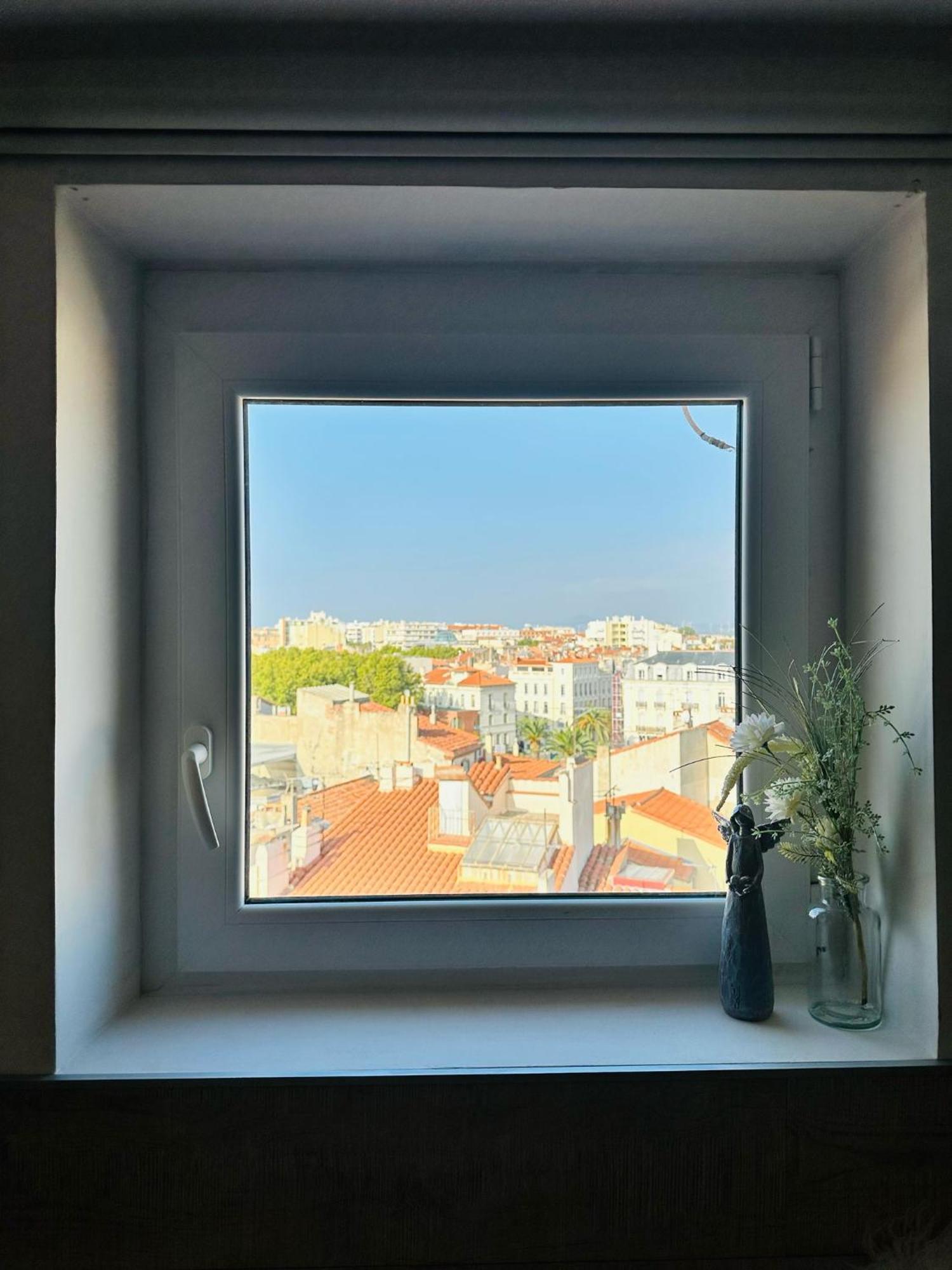 Bulle De Charme Avec Vue Apartment Perpignan Bagian luar foto